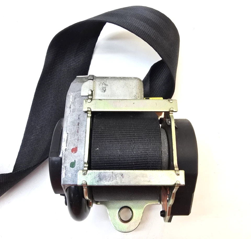 Ram ProMaster City 2015-2022 retractor de cinturón de seguridad delantero derecho del lado del pasajero OEM Foto 4 de 4