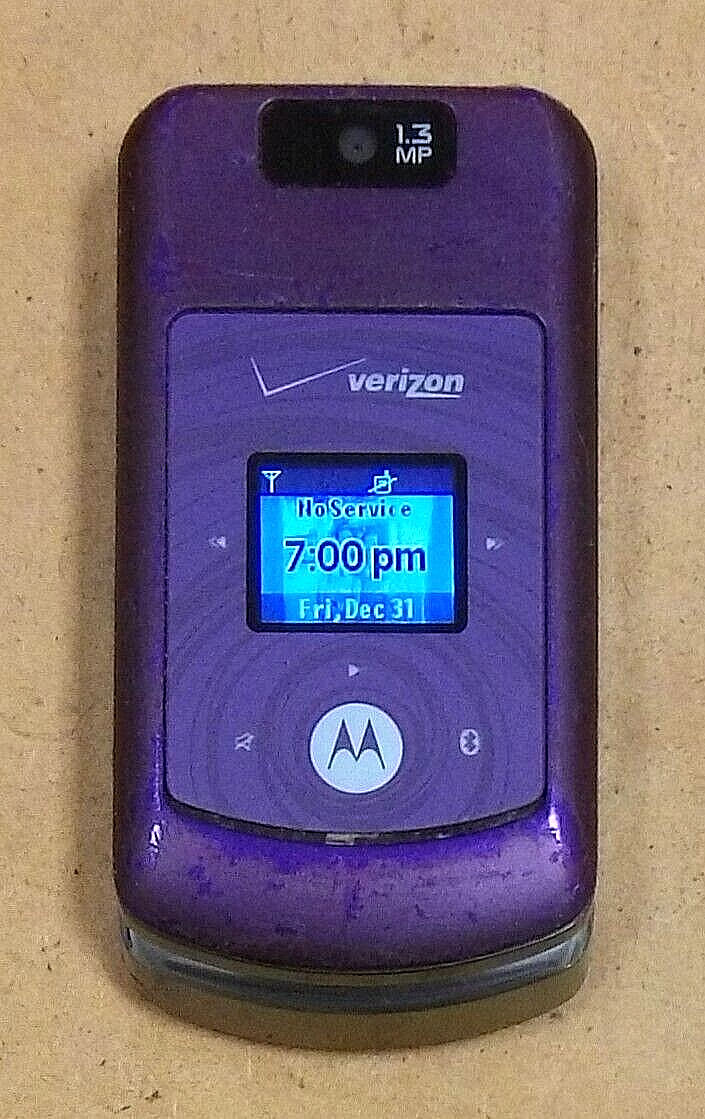Motorola Moto W755 - Purple and Silver ( Verizon ) Flip Phone