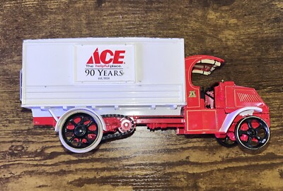 First Gear Mack AC Series Dry Goods Van ACE 90 years 1:34 Red / White READ