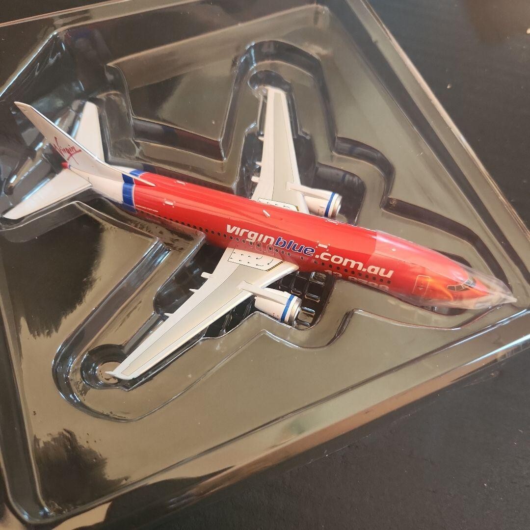 Boeing 737-400 Virgin Blue 限定版 1:200 Boeing 737-400 Virgin Blue Limited Edition 1:200 | eBay