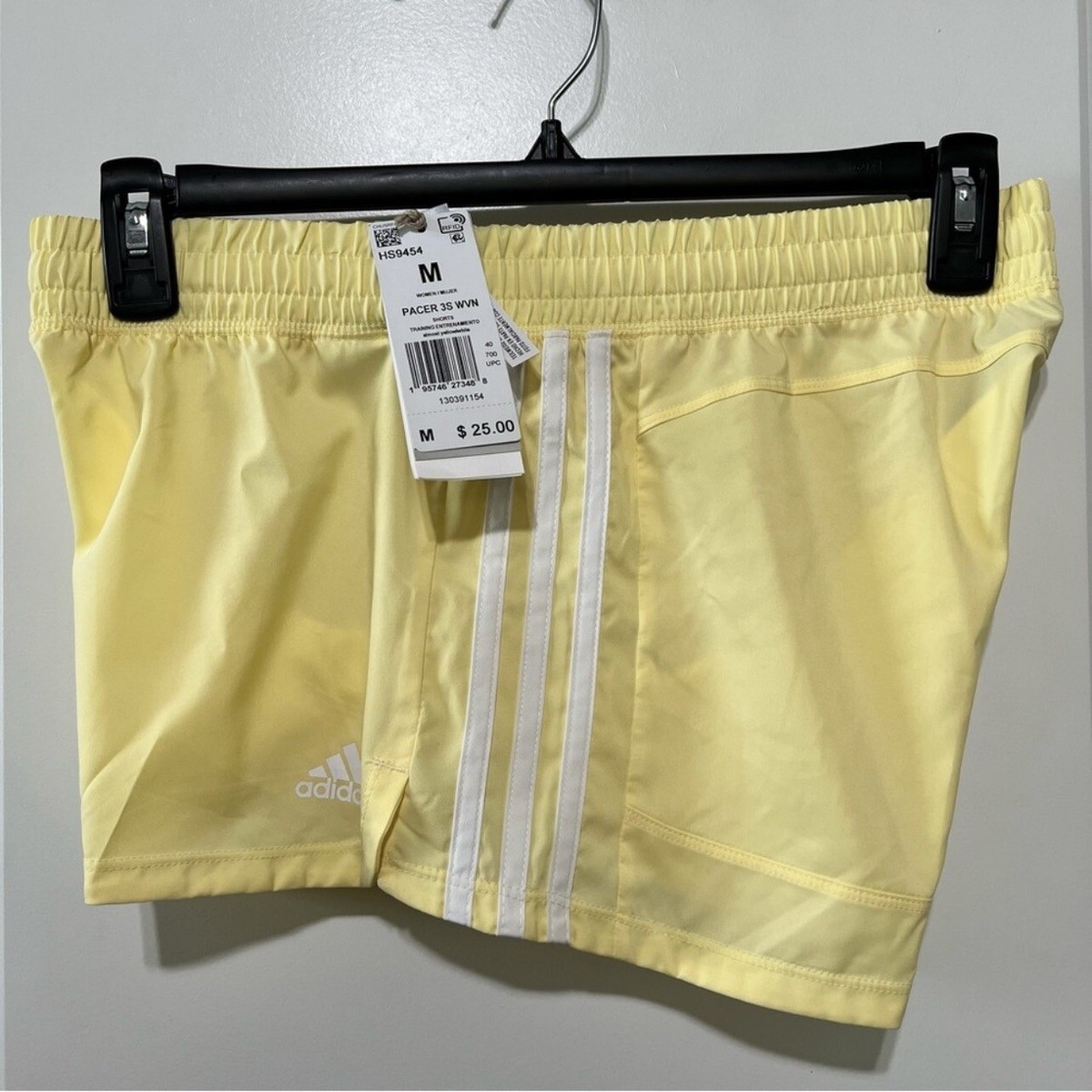 WORKOUT様 Adidas IM2339 Women's Lime White Pacer 3-Stripes Woven