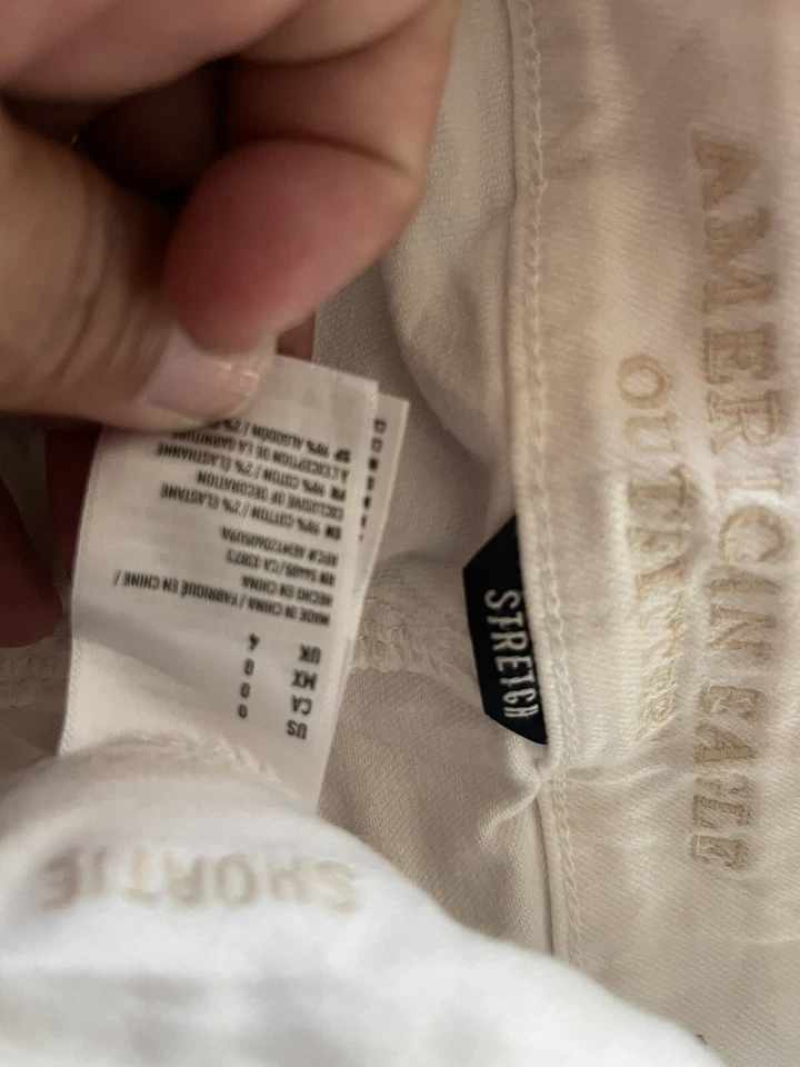 Lote = 6 marcas de pantalones cortos para mujer: ROSA, Arizona y otras tallas en fotos Foto 2 de 4