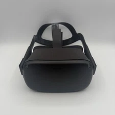 Oculus Quest 64GB Standalone All-in-One VR Headset 301-00170-01