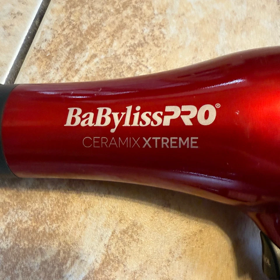 Babyliss PRO CERAMIX XTREME Secador de Pelo Cerámico Profesional Rojo Probado Foto 2 de 4