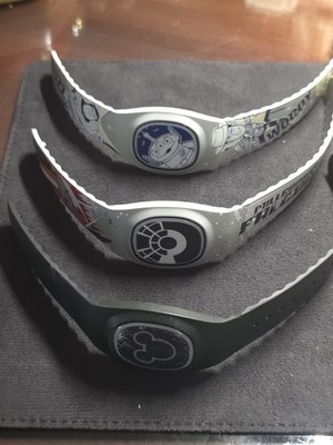 Magicband Plus Lot Millennium Falcon Buzz And Woody Not Linkable Souvenir Only