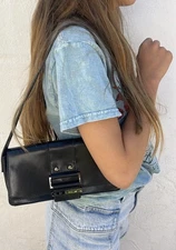 Y2K vintage Guess faux leather shoulder bag.