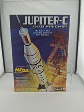 NEW OOP Revell Model Kits 1:110 Jupiter-C Rocket w/Gantry Tower & Crew  