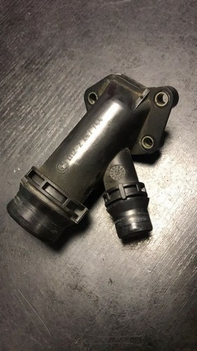 BMW 1 3 5er E60 E87 E90 Wasserpumpe Thermostat Stecker Flansch Rohr 2247744