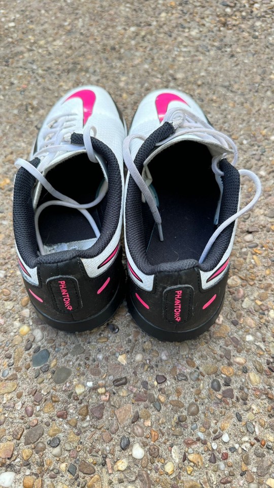 Nike Phantom GT Club Astro Turf Trainers Football Kids Boys Size UK 5