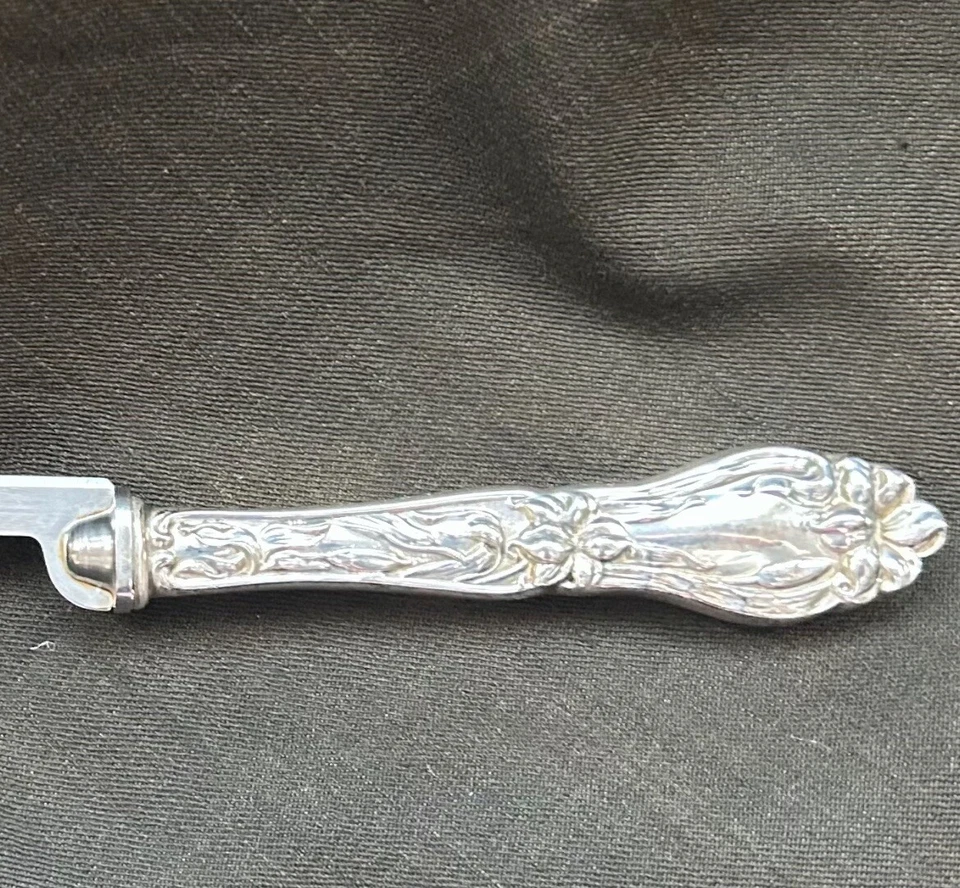 Antiguo cuchillo de pomelo de plata esterlina - Frank Whiting, ¿patrón floral de lirio? Foto 2 de 4