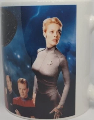 MUGMENTUM Star Trek Voyager MUG Jeri Ryan 7 of 9 Janeway Neelix Chakotay B'Elanna Torres