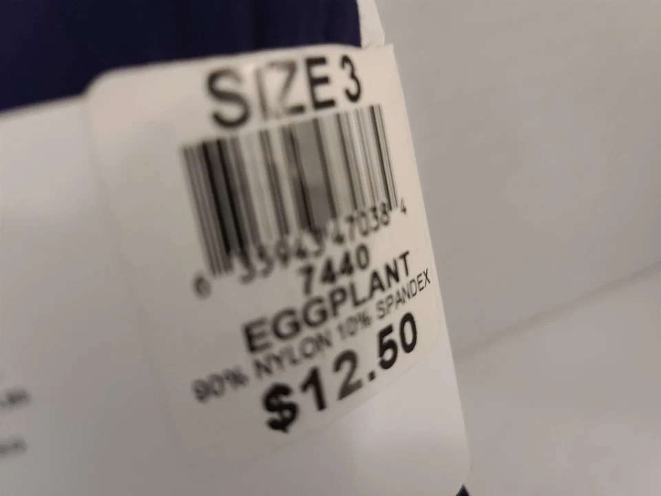 Belk's NEW DIRECTIONS Control Top Tights EGGPLANT Size 3 Foto 4 de 4