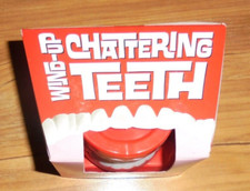 Archie McPhee Wind-Up CHATTERING TEETH Accoutrements 2016