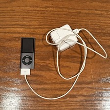 Apple 8GB iPod Nano Black With Charger Used Bundle NOT WORKING