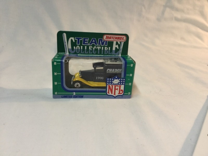 Vintage Matchbox NFL 1990 Chargers Truck White Rose Limited Edition NIB
