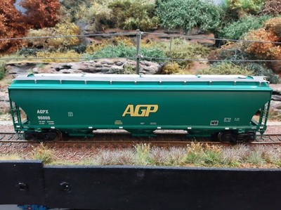 Athearn RTR, Covered Hopper ''AGPX 96008'', gebraucht, gealtert, OVP