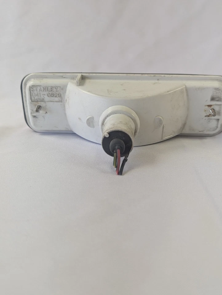 1982 -1985 Honda Accord Front Bumper Lower Parking Light Driver Side - Image 3 of 4