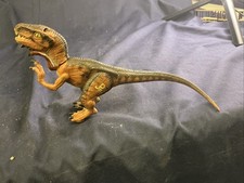 Hasbro Jurassic Park Velociraptor Action Figure JP 03 Kenner 1993