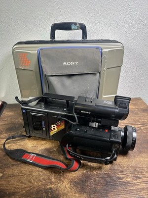 SONY CCD-V8AF VIDEO 8MM VIDEO CAMCORDER W/ Hard Shell Case - PARTS