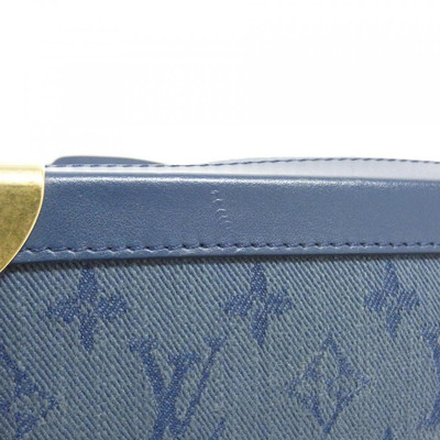 Authentic LOUIS VUITTON Monogram Denim Soft trunk M44723