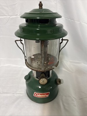 COLEMAN DOUBLE MANTLE 1974 LANTERN MODEL #220H Wichita, KS Untested