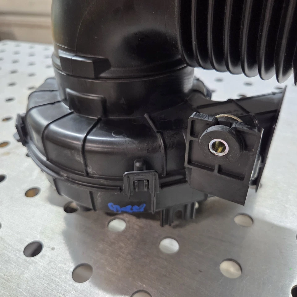 2009-2014 Honda Insight IMA гибридный аккумулятор охлаждения вентилятор воздуходувка 1J810-RBJ-0031 - Изображение 4 из 4