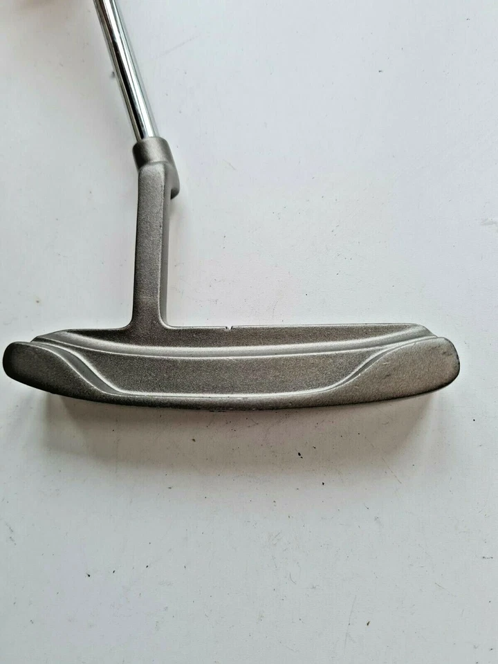 Powerbilt 2000 Series VI Right Handed Putter - Image 4 of 4