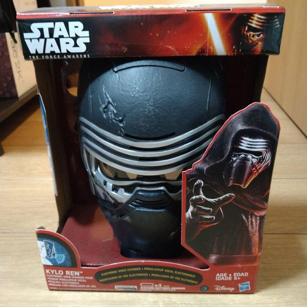 Star wars voice changer helmet kylo ren Force Awakens TAKARA TOMY