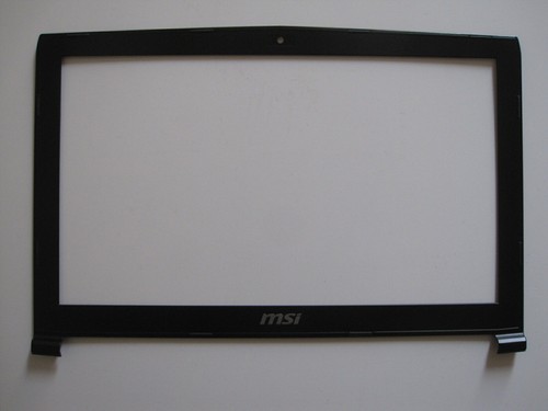 Pièce Détachée Plasturgie Tour D'écran Pour MSI MS-16J3 GP62 2QD - Référence E2P-6J3B212 - Occasion