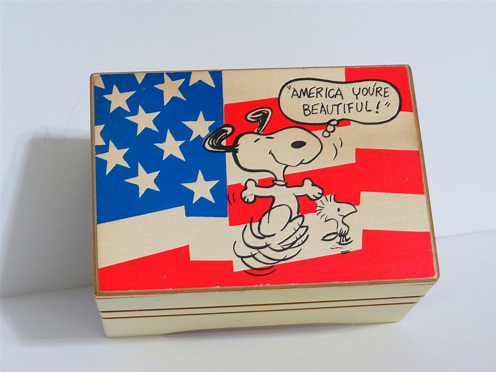 Vintage 1972 Snoopy Peanuts Wooden Music Box with Hinged Lid by Schmid