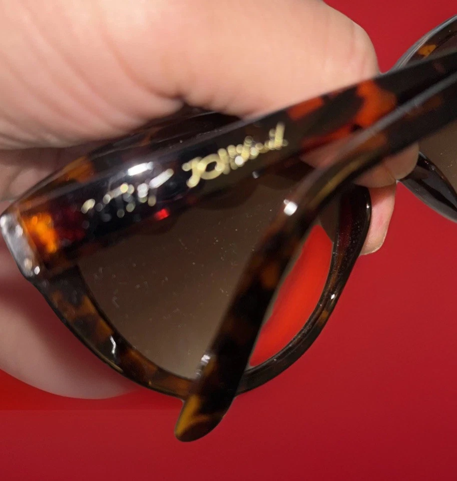 Betsy Johnson Sunglasses Vintage Gradient - Image 3 of 4
