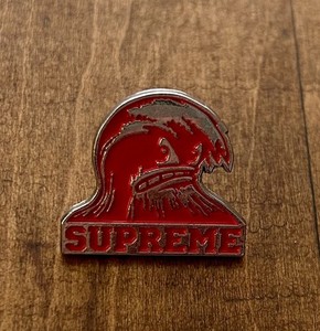 Supreme シュプリームチェッカーフラッグ ピンズ 初期 pin 完バッチ ピンズ シュプリーム Supreme シュプリームチェッカーフラッグ ピンズ