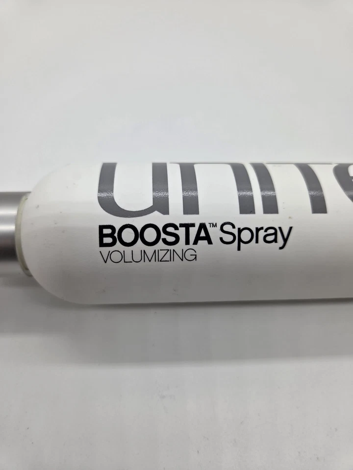 Unite BOOSTA 8 fl oz spray voluminizador construye cuerpo y volumen sin peso Foto 2 de 4