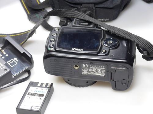 Nikon D40x 10MP DSLR - 36.210 Auslösungen / Shutter Counts - Picture 3 of 3