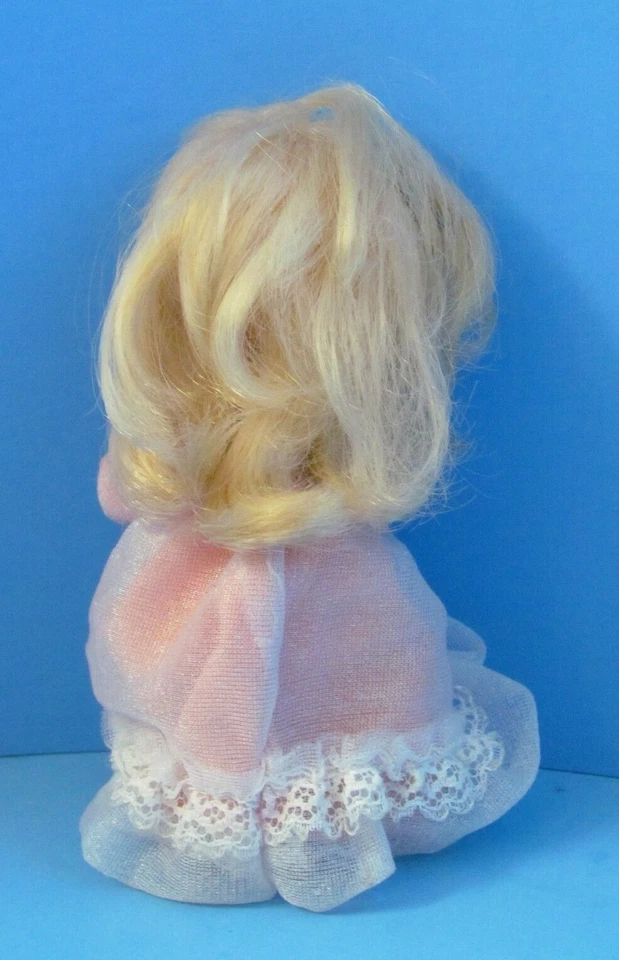 VTG 1976 Heart Family Toddler Doll Redressed in Rare Metal Snap Dress 4" L@@K - Image 3 of 4