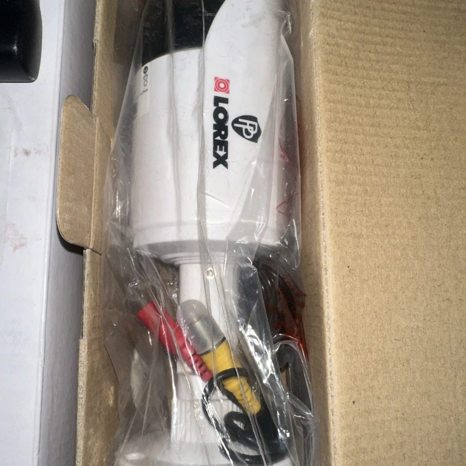 Lorex MC7711 700 TVL 960H White Security AIS Camera TWO CAMERAS  - Image 2 of 4