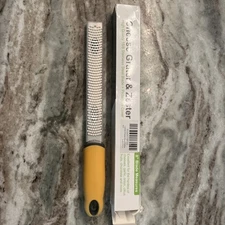 Grater 18/8 Stainless Steel Cheese Grater Zester for Lemon Ginger Garlic