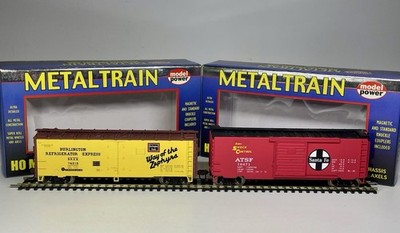 2x Model Power HO Metal Train 2171 2278 Box Car Waggons Santa Fe / Burlington