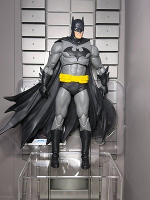 DC Multiverse Batman vs Kong (Batman ONLY) 7'' Inch Action Figure McFarlane LOOSE