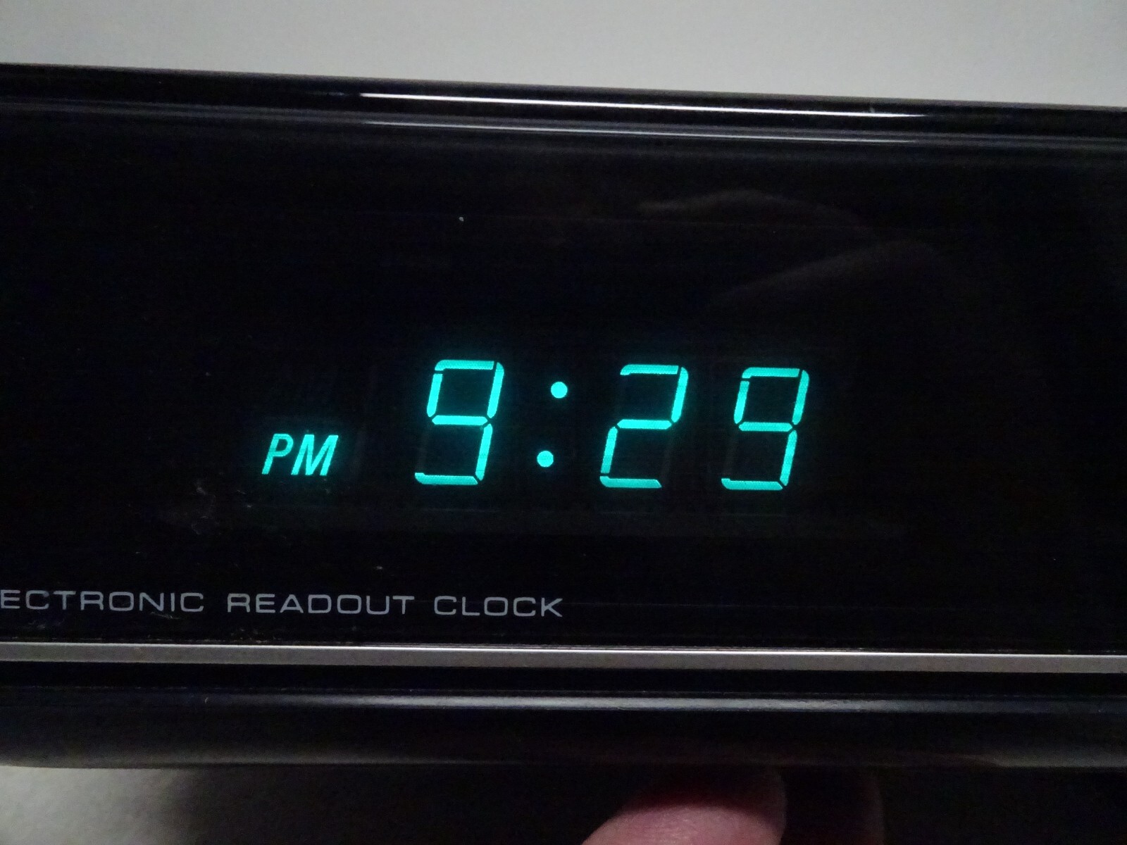 Panasonic Clock Radio Alarm Vintage Wood Grain 1980's Blue LCD RC200D