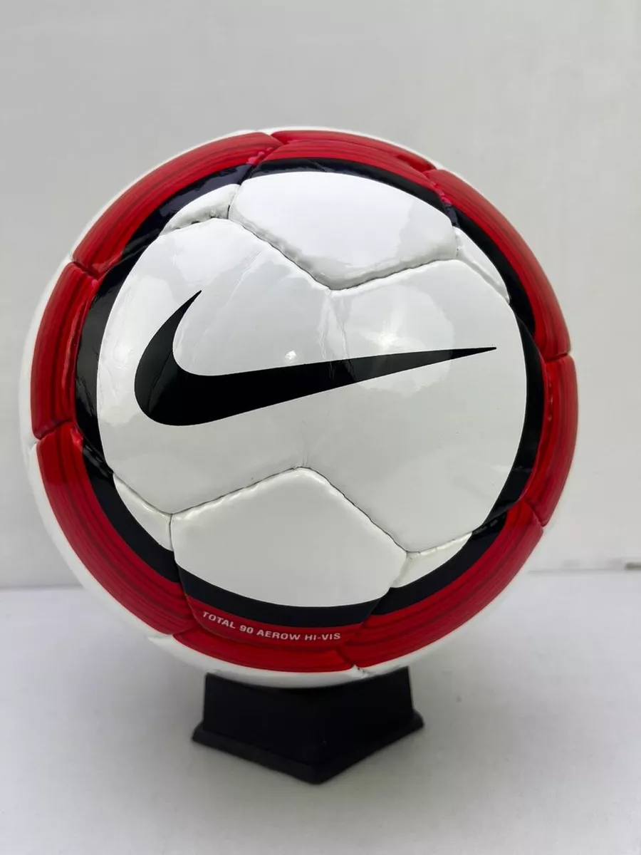 Nike total 90 aerow
