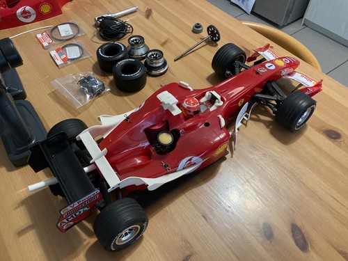 KYOSHO DEAGOSTINI FERRARI F1 RC CAR - Picture 4 of 19