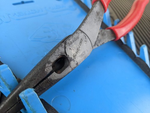 #am833 Snap-On 8" Talon Grip Needle Nose Pliers Red 196CF - Picture 3 of 11