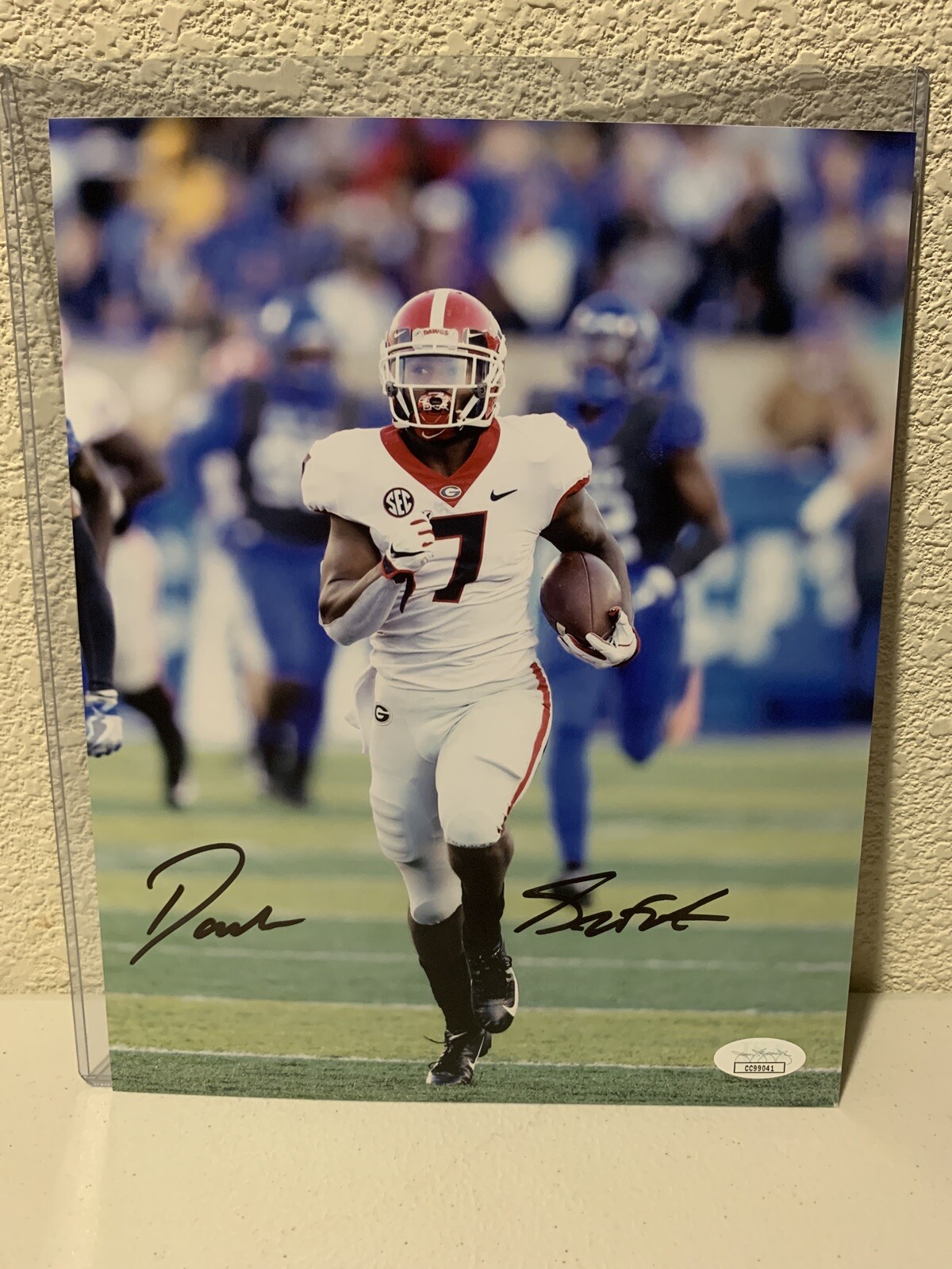 D'Andre Swift Autographed Signed Georgia Bulldogs 8x10 Photo JSA 