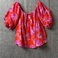 By Togetherness Size S The Maria Top Puffy Sleeve Off the shoulder floral shirt
