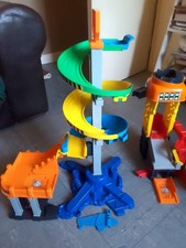 Vtech Toot-toot Drivers Parking Tower & Construction. Incomplete. Big Lot Parts.