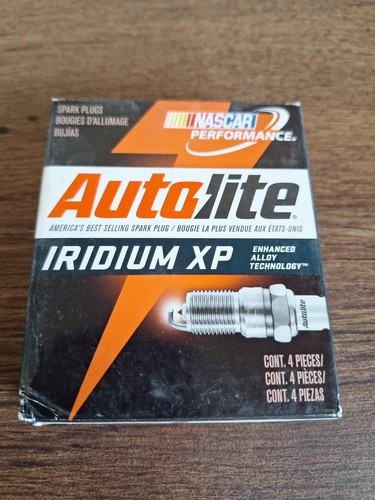 Box Of 4 Autolite Spark Plugs-Iridium XP XP606