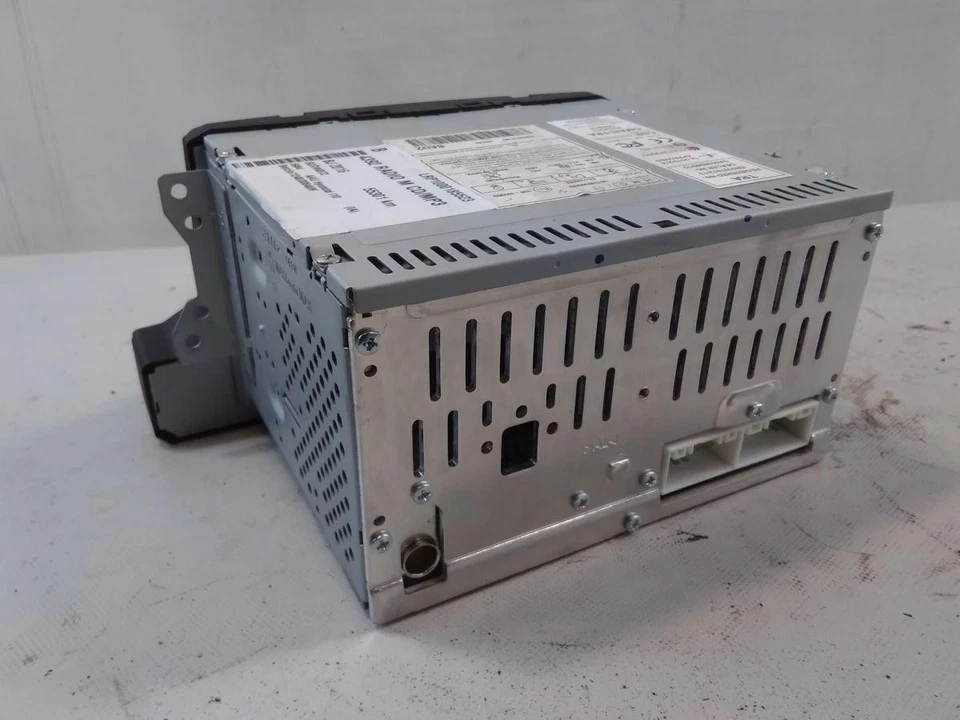 Hyundai i10 II Typ IA original Radio mit CD/MP3 und Bluetooth Bj.2016 - Bild 3 von 4