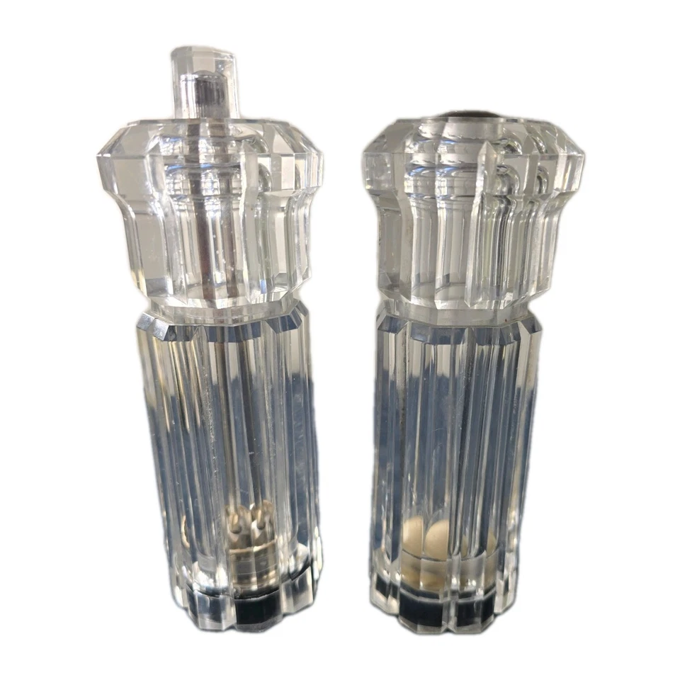 Molinillo de pimienta y salero acrílico Lucite MCM Olde Thompson 6"" Foto 3 de 4