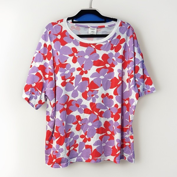 Bonds Oversize Cotton T Shirt Purple Red Floral White Size Medium Sleep